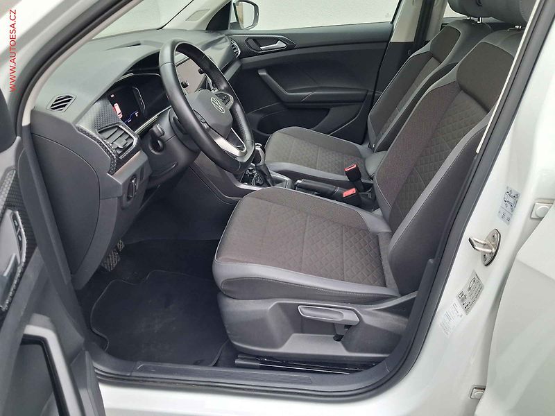 Volkswagen T-Cross (2022) 1.0 TSi, R-Line, DSG, LED - fotka 9 z 19