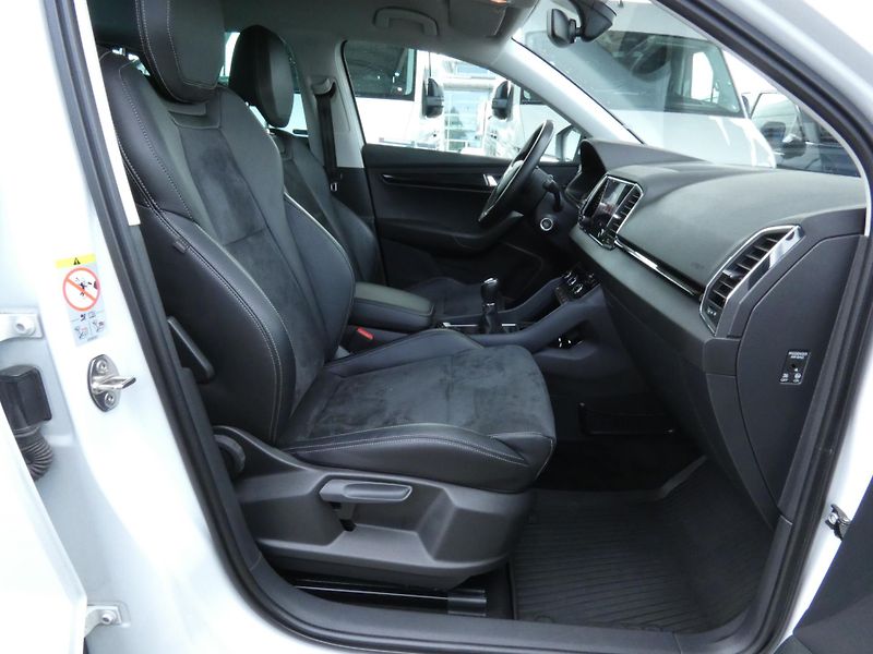 Škoda Karoq 4x4 StylePlus 2.0 TDI /110kW 6 - fotka 19 z 29