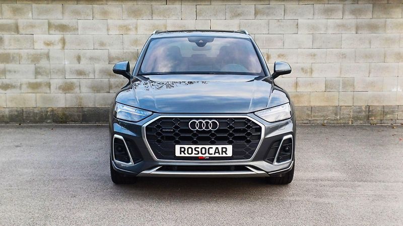 Audi Q5 2.0TDI 150kW QUATRRO S-LINE-ČR - fotka 2 z 50