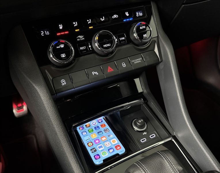 Škoda Kodiaq 2,0 TDi  DSG Sportline Virtual - fotka 49 z 50