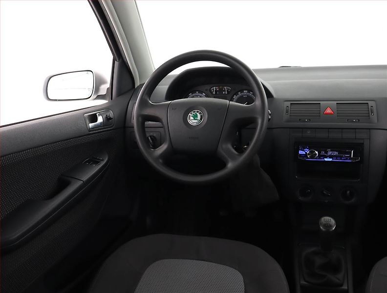 Škoda Fabia (2006) 1.2 12V, Serv.kniha, Tažné - fotka 7 z 16