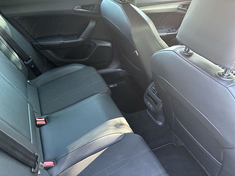 Cupra Formentor (2024) 1.5 TSI DSG - fotka 10 z 30