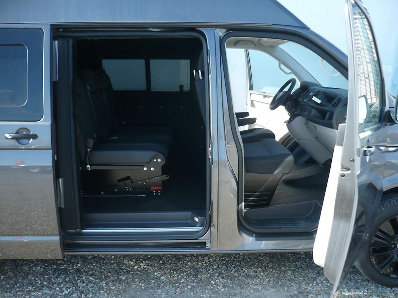 Volkswagen T6 2.0TDI 150Kw 4x4 Klima - fotka 34 z 50