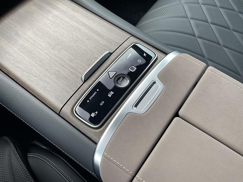 Mercedes-Benz EQS (2024) 450 4MATIC Electric Art - fotka 15 z 31