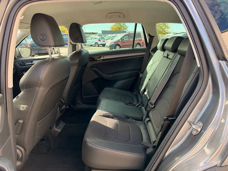 Škoda Kodiaq (2022) STYLE 2.0 TDI 110kW 4x4 DSG - fotka 13 z 35