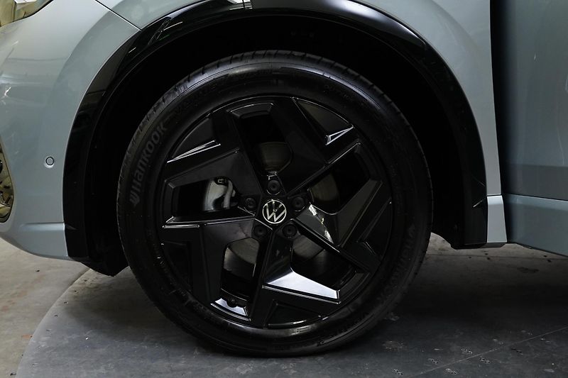 Volkswagen Tiguan - fotka 10 z 26