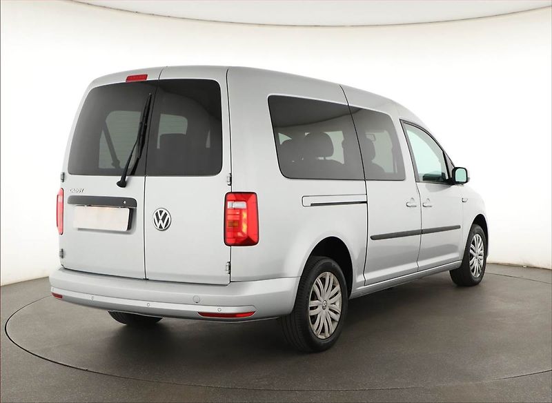 Volkswagen Caddy (2018) Maxi 2.0 TDI, 7Míst, ČR, 1Maj - fotka 5 z 14