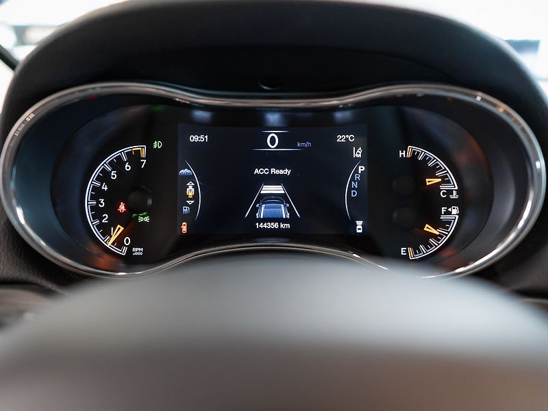Jeep Grand Cherokee (2019) 3.6 V6 Limited 4x4 - fotka 22 z 37
