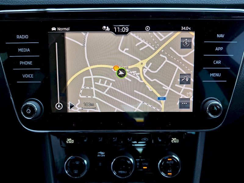 Škoda Superb (2022) Style Plus Top 2,0TDi 110kW - fotka 25 z 35