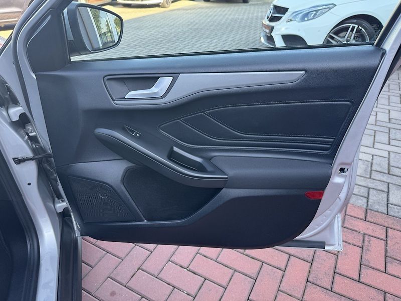 Ford Focus (2020) 1.5EcoBlue Digi Klima Tempomat - fotka 17 z 49