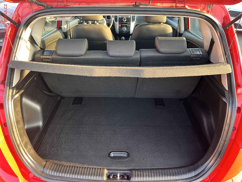 Kia Venga (2012) 1.4i, 2.maj,ČR, Klima - fotka 7 z 15