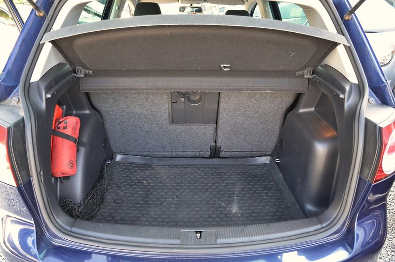 Volkswagen Golf Plus (2011) 1.6 TDi 77kW STYLE / TAŽNÉ - fotka 29 z 35