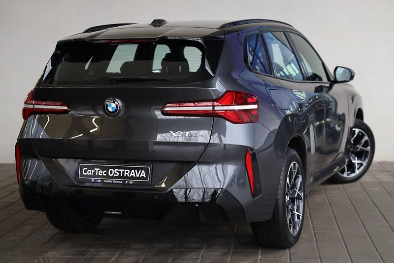 BMW X3 xDrive20d - fotka 3 z 18