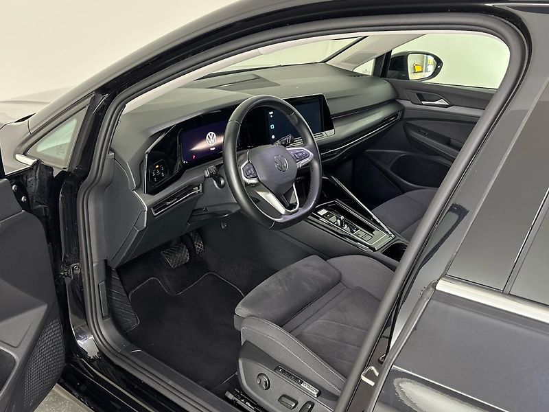Volkswagen Golf Style DSG - fotka 6 z 28