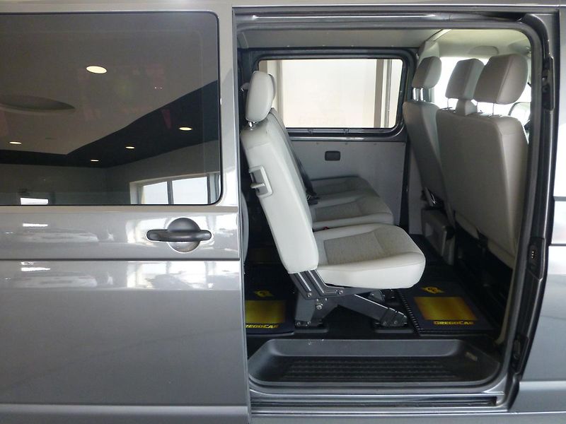 Volkswagen Transporter (2010) 2,0TDI-75KW**TAŽNÉ**ALU**9MÍST - fotka 15 z 24