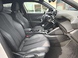 Peugeot 2008 2020 ČR GT Line 1.2 PT 96kW  - náhled 21