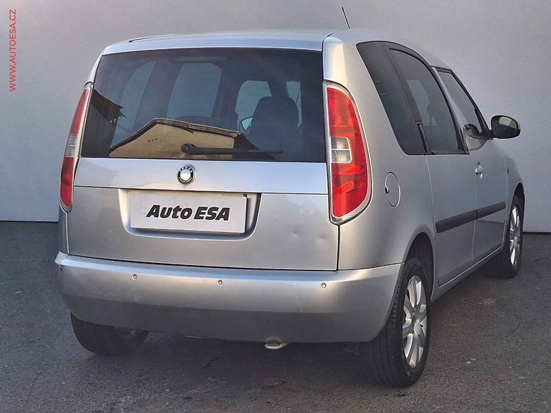Škoda Roomster (2010) 1.2 i, 2.maj,ČR, Xenon - fotka 4 z 15