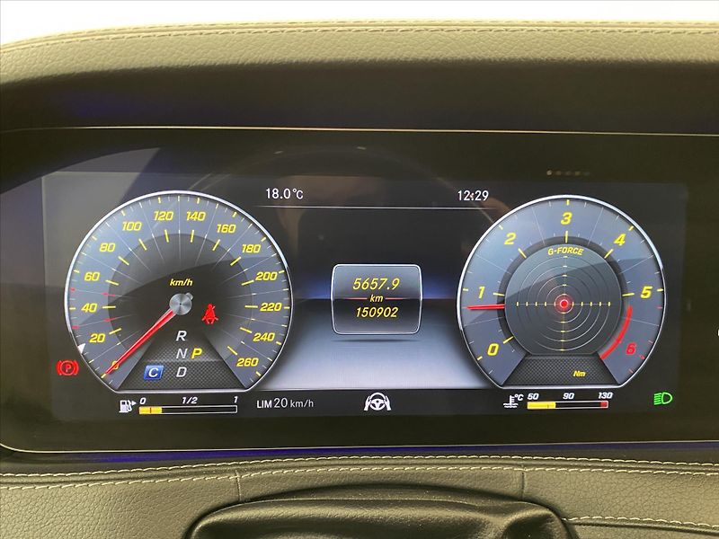 Mercedes-Benz Třídy S 2,9 4MATIC 210kW - fotka 21 z 34