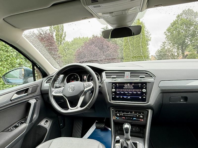 Volkswagen Tiguan (2022) 2,0TDi 110kW LIFE DSG ČR,1.maj - fotka 6 z 19