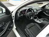 BMW Řada 3 Kombi 318i 115kw automat navi - náhled 9