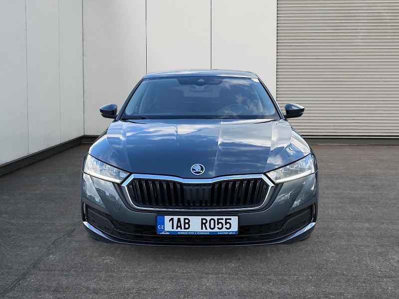 Škoda Octavia (2022) AMBITION 1.5TSI 110kW CZ DPH - fotka 2 z 11
