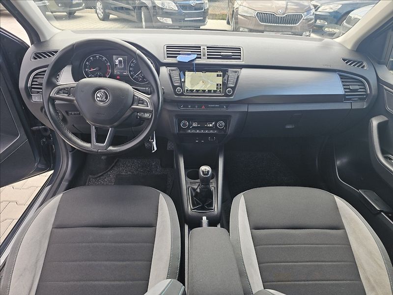 Škoda Fabia III 1,2TSi 66KW Ambition - fotka 25 z 48