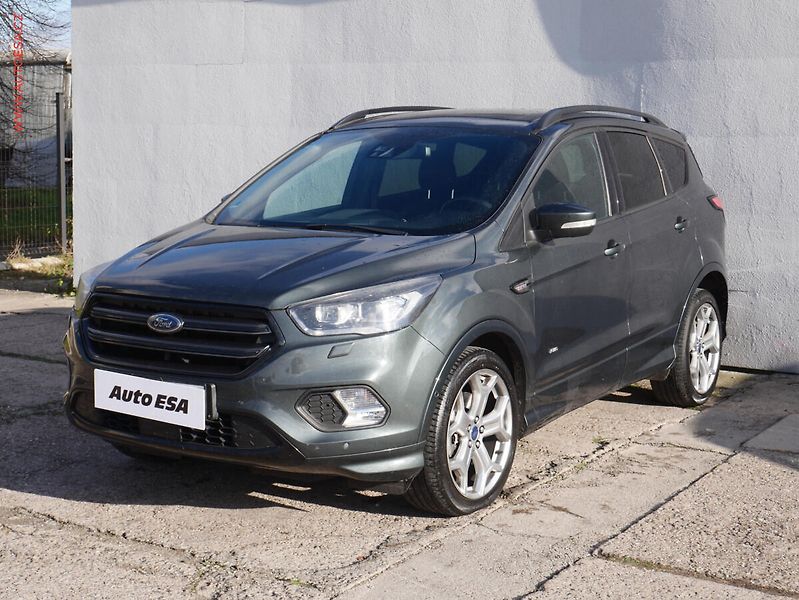 Ford Kuga (2018) 1.5 EB 4x4, AT, navi, bixen - fotka 3 z 21