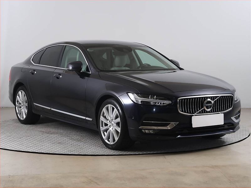 Volvo S90 (2018) D5 AWD, 4X4, Automat - fotka 1 z 21