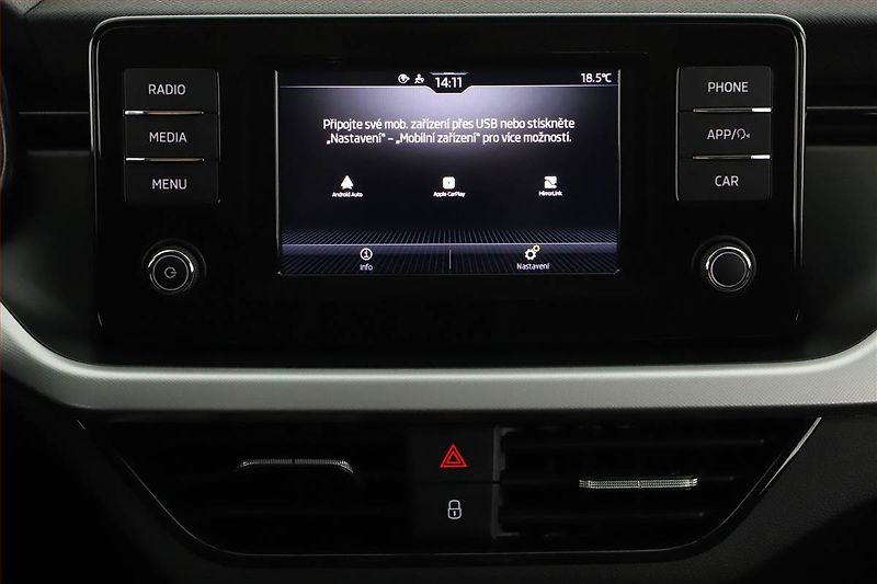 Škoda Scala (2022) 1.0 TSI, Tempomat - fotka 12 z 14