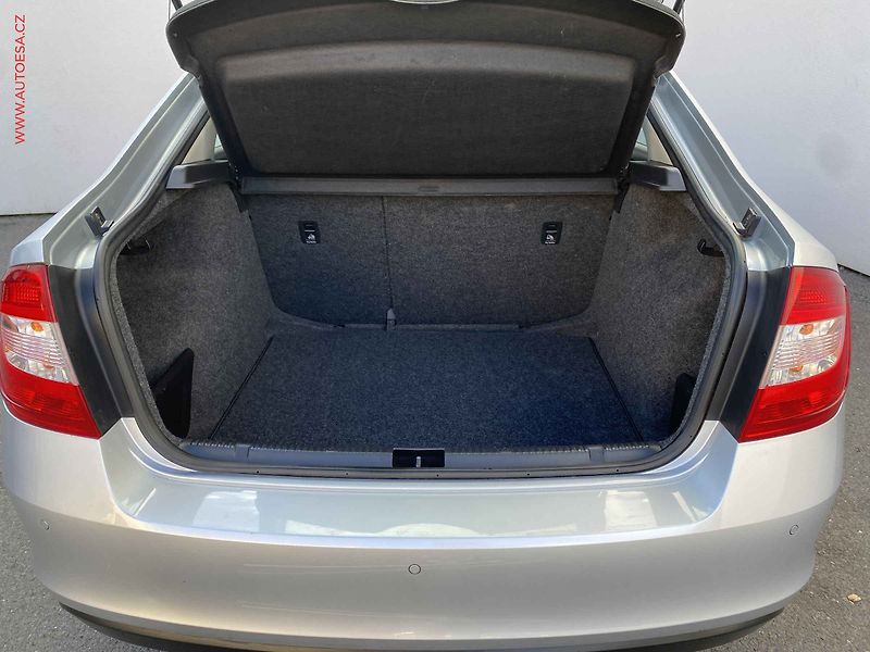 Škoda Rapid (2013) 1.4 TSi, Elegance, DSG - fotka 7 z 16