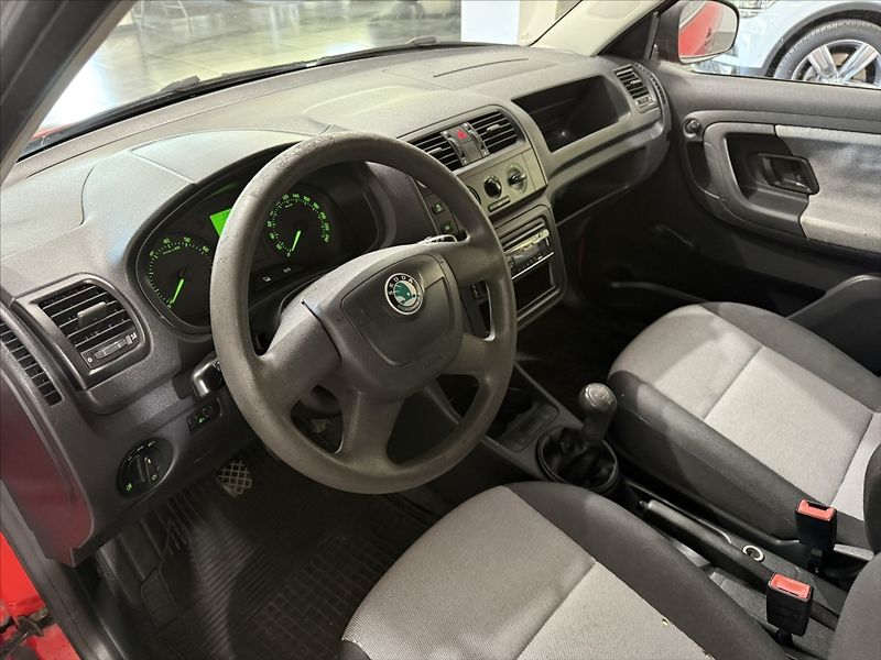 Škoda Fabia 1,2   i ALU KOLA STK 05/2028 - fotka 6 z 19