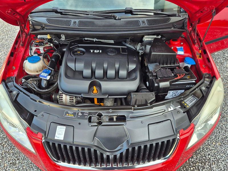 Škoda Fabia (2008) 1.9 TDI ROZVODY TOP - fotka 32 z 35