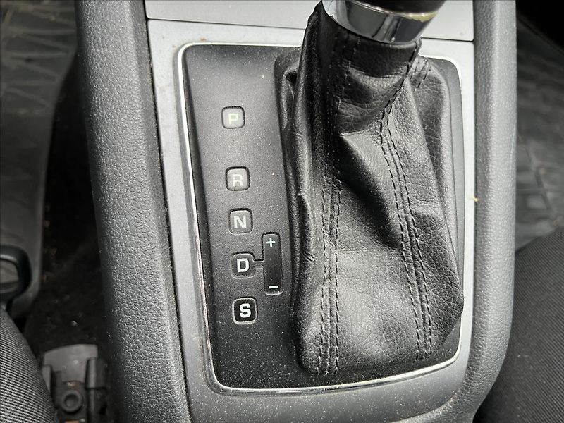 Škoda Octavia 1,2 TSi DSG KLIMA SERVIS STK - fotka 21 z 33