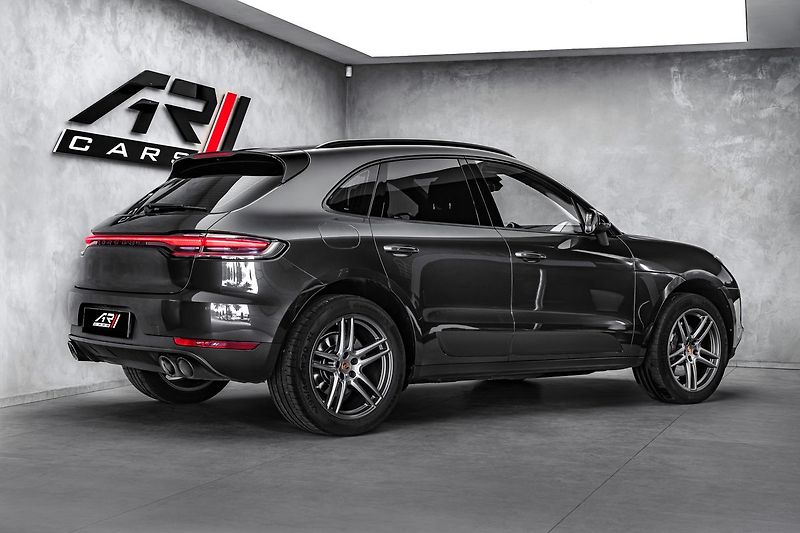 Porsche Macan S Sport Chrono Vzduch - fotka 5 z 23