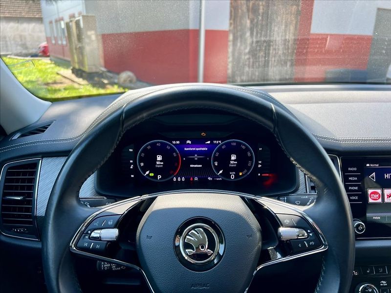 Škoda Kodiaq 2,0 TSi DSG 4X4 STYLE webasto - fotka 21 z 45