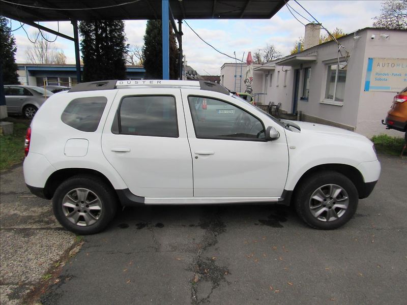 Dacia Duster 1,6 i 84kW 4x4 - fotka 8 z 25