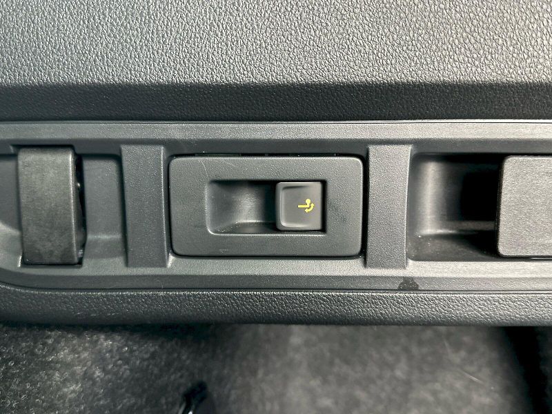 Škoda Octavia (2025) Combi 1.5TSI 110kW Top Selecti - fotka 32 z 34
