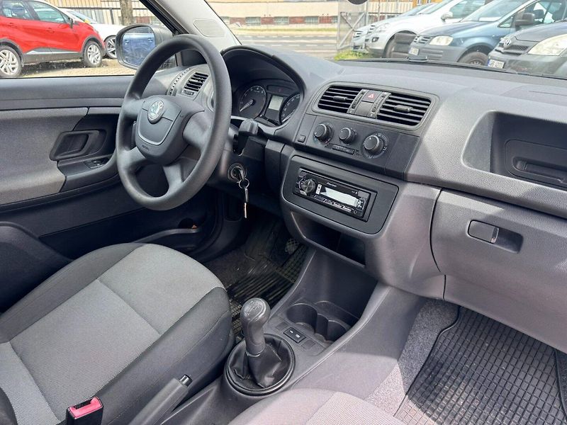 Škoda Fabia (2010) 1,4i 16V 63 KW 2.MAJ KILOMETRY - fotka 34 z 50