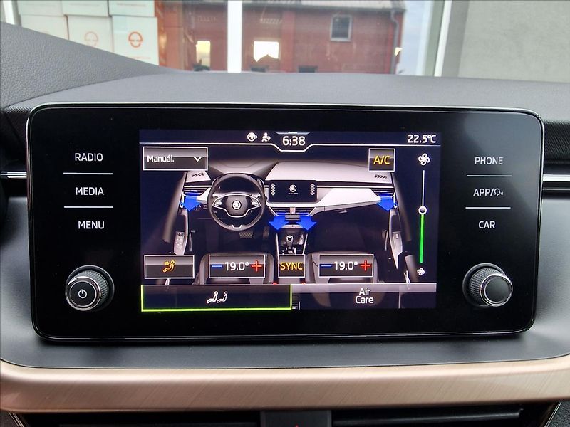 Škoda Scala 1.0 TSI 81kW Style, ČR,1.Maj. - fotka 34 z 50