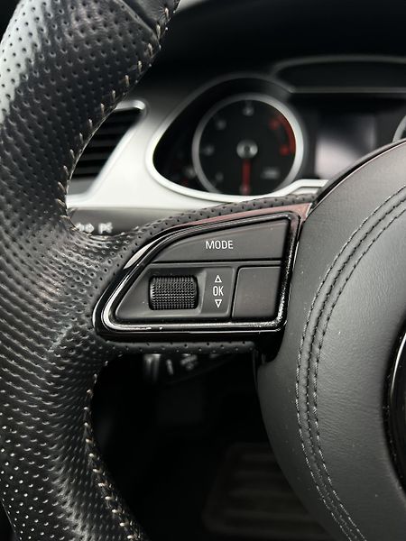 Audi A4 3.0TDI 180kW Quattro S-LINE  - fotka 11 z 27