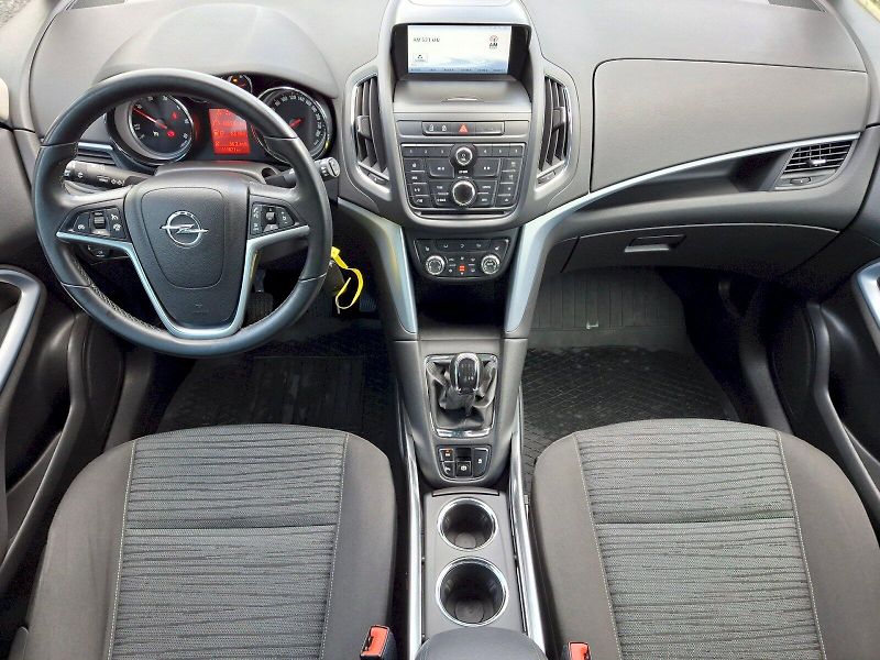 Opel Zafira (2015) Tourer 2,0CDTi 125kW - fotka 5 z 29