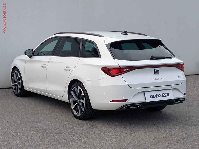 Seat Leon (2020) 1.5TSi, 1.maj,ČR, FR, navi - fotka 6 z 17