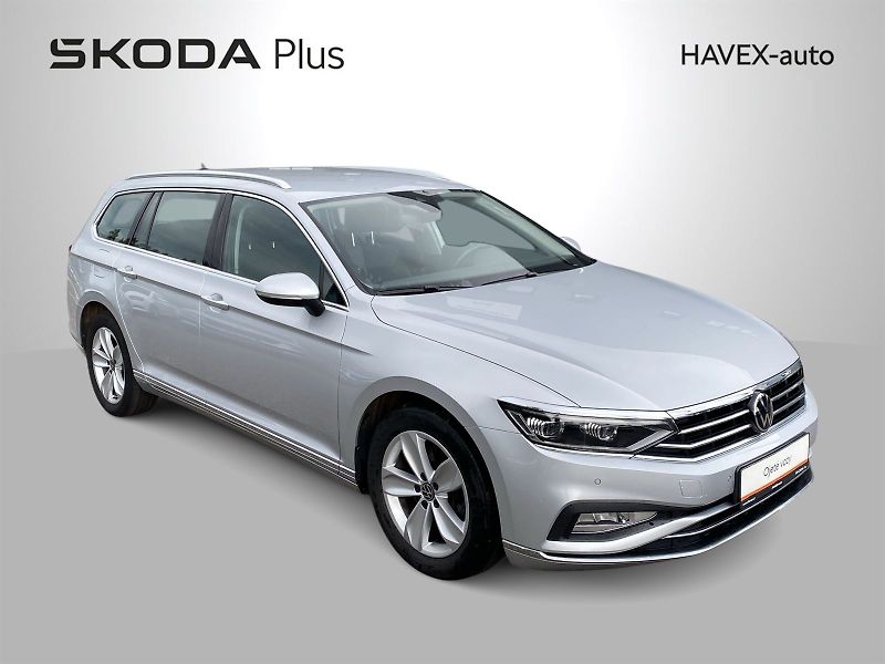 Volkswagen Passat (2020) Variant 2.0 TDI DSG 4Motion - fotka 31 z 34