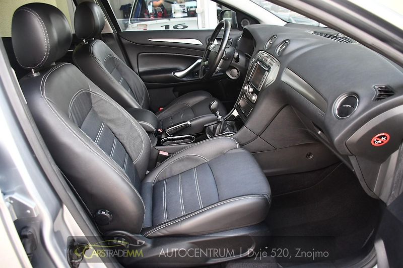 Ford Mondeo 2.0TDCi NAVI PDC - fotka 16 z 44