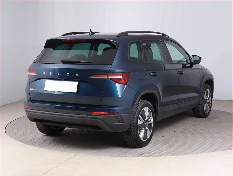 Škoda Karoq (2023) Style Plus 1.5 TSI - fotka 5 z 16