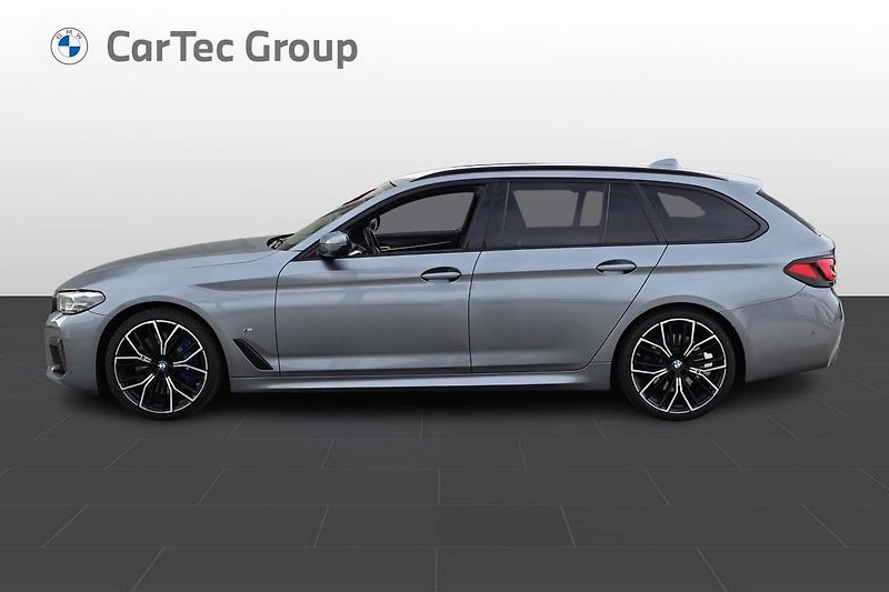 BMW Řada 5 530d xDrive Touring - fotka 3 z 14