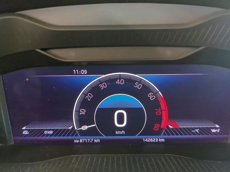 Škoda Kodiaq (2021) 1.5TSI*DSG*ACC*TAŽNÉ*4xVÝHŘEV - fotka 9 z 13