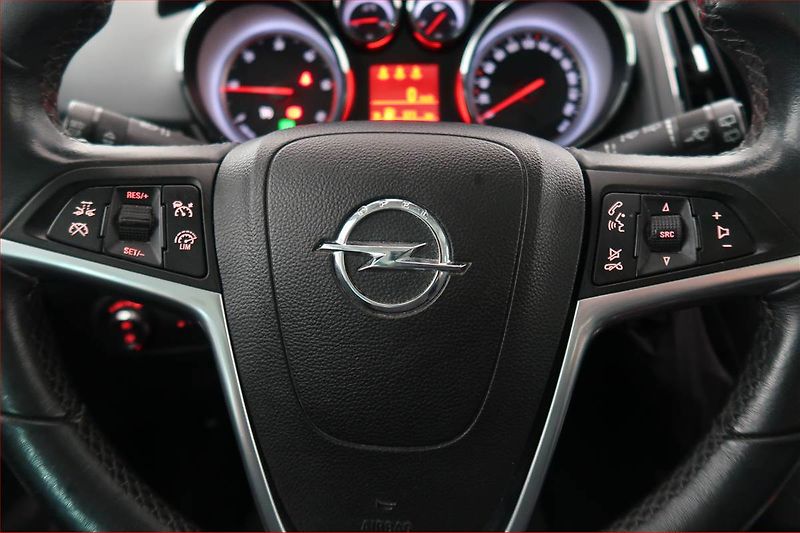 Opel Zafira (2012) 2.0 CDTI, Automat, Serv.kniha - fotka 16 z 18