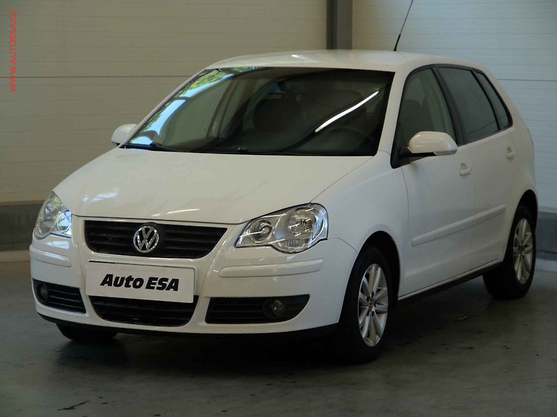 Volkswagen Polo (2008) 1.4MPI, AC - fotka 3 z 17