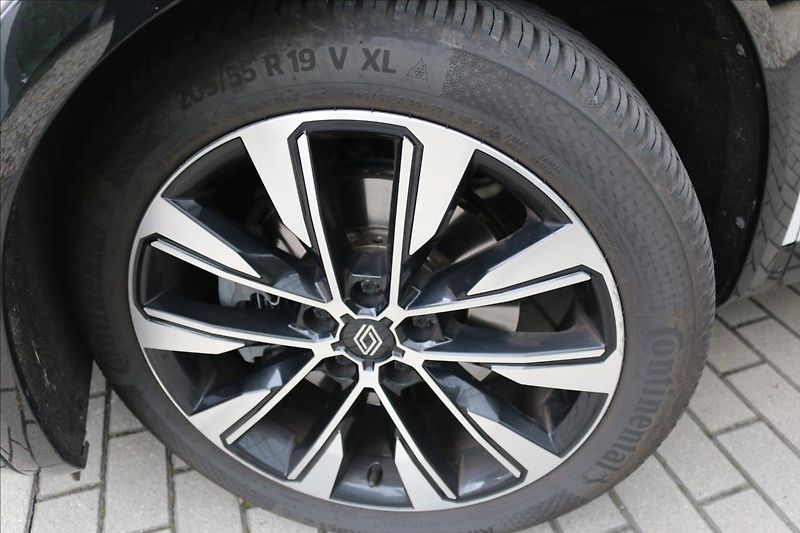 Renault Austral 1,2 e-HYBRID, TAŽNÉ - fotka 10 z 49